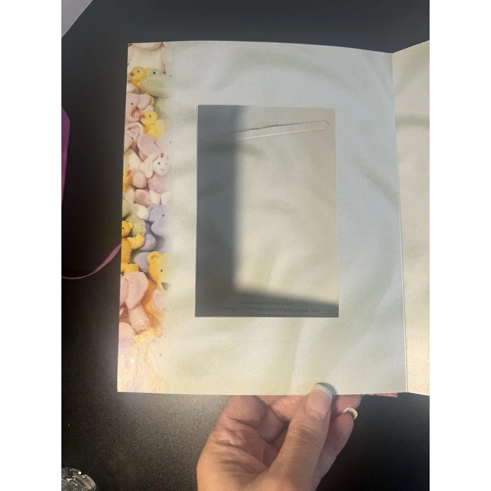Vintage 1999 Kids/Baby‎ Photo Album Acid free Paper Album Is 9x7 & Holds 37 Pics